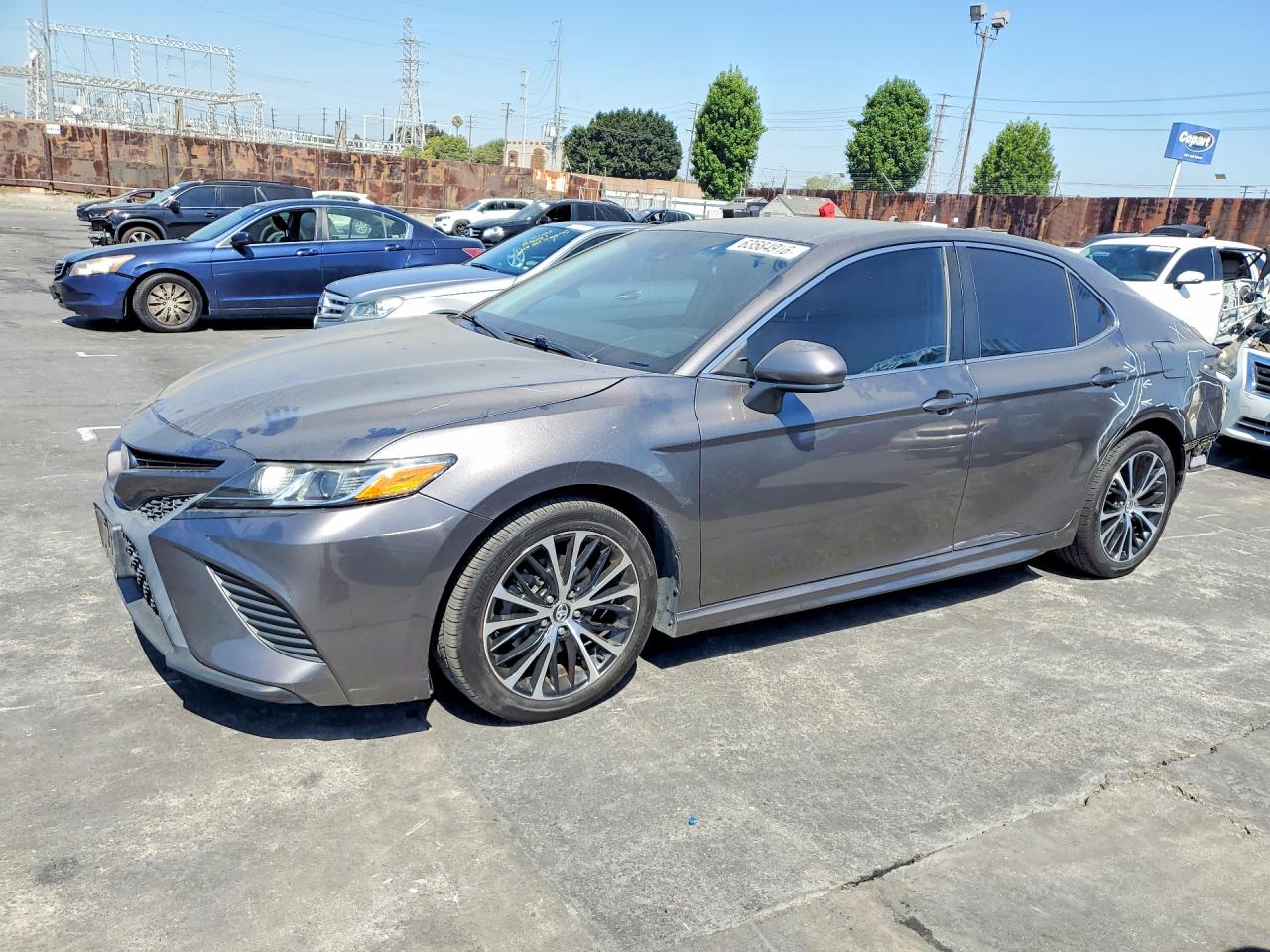 2020 TOYOTA CAMRY SE