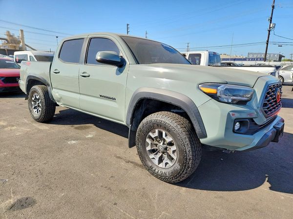 2023 TOYOTA TACOMA SR5