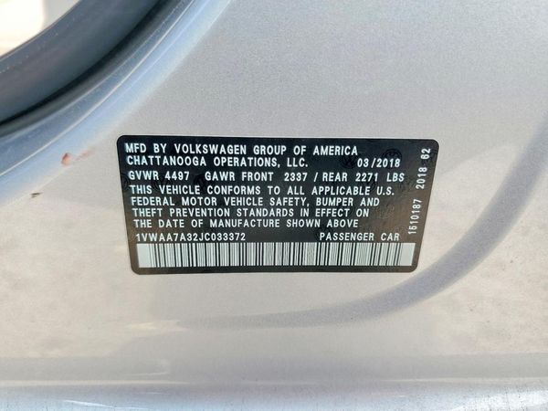 2018 VOLKSWAGEN PASSAT S, R-Line