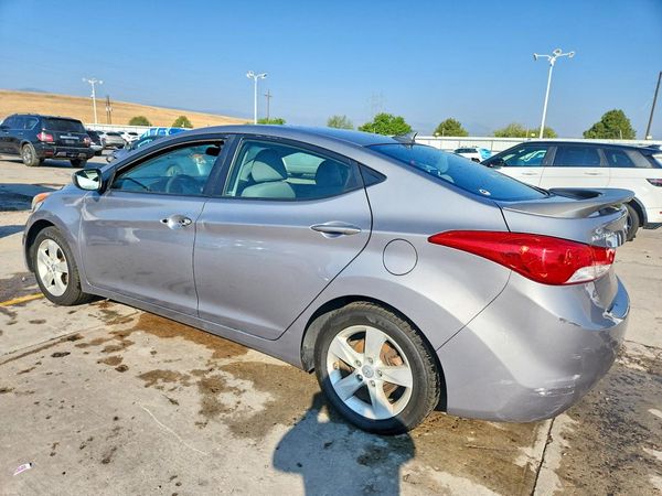2013 HYUNDAI ELANTRA