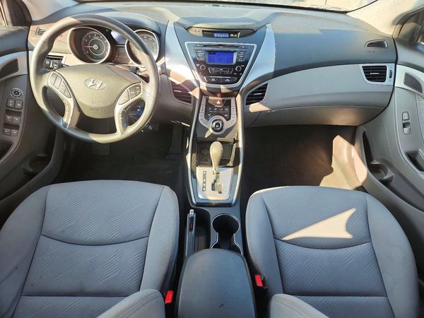 2013 HYUNDAI ELANTRA