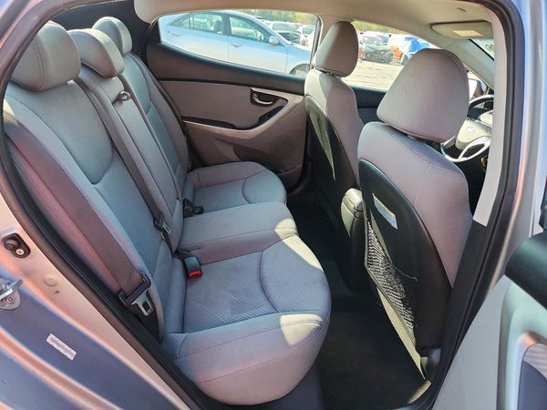 2013 HYUNDAI ELANTRA