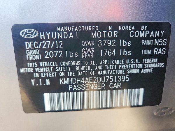 2013 HYUNDAI ELANTRA