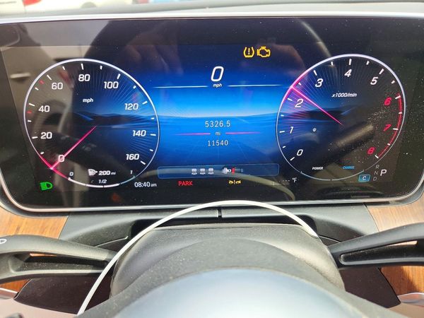 2025 MERCEDES-BENZ C