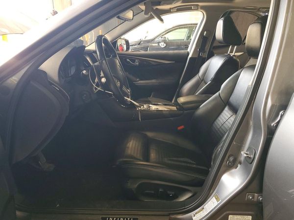 2015 INFINITI Q50