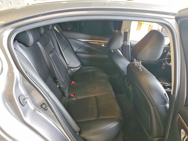 2015 INFINITI Q50