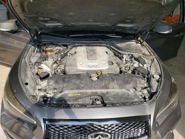 2015 INFINITI Q50