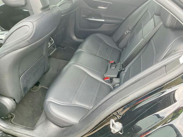 2023 MERCEDES-BENZ C C300