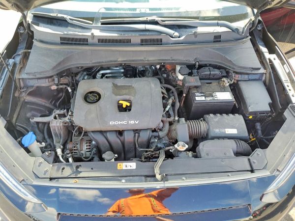2019 HYUNDAI KONA SE