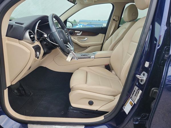 2021 MERCEDES-BENZ GLC GLC300-4M