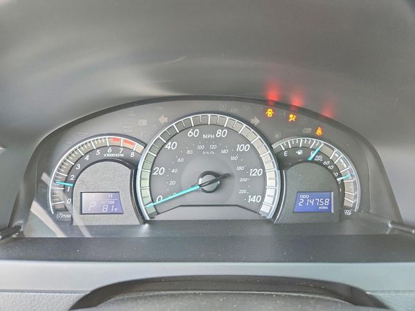 2014 TOYOTA CAMRY