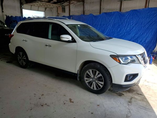 2018 NISSAN PATHFINDER — Passenger 3/4