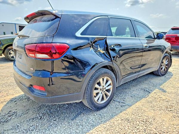 2019 KIA SORENTO L, LX, S