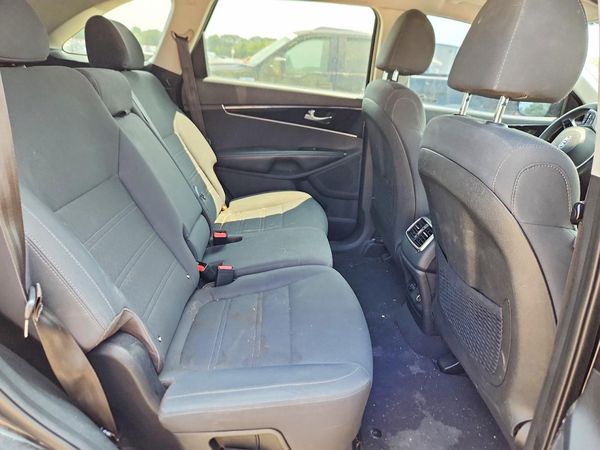 2019 KIA SORENTO L, LX, S