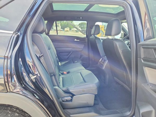 2021 VOLKSWAGEN ATLAS CROSS SPORT 4Motion SE