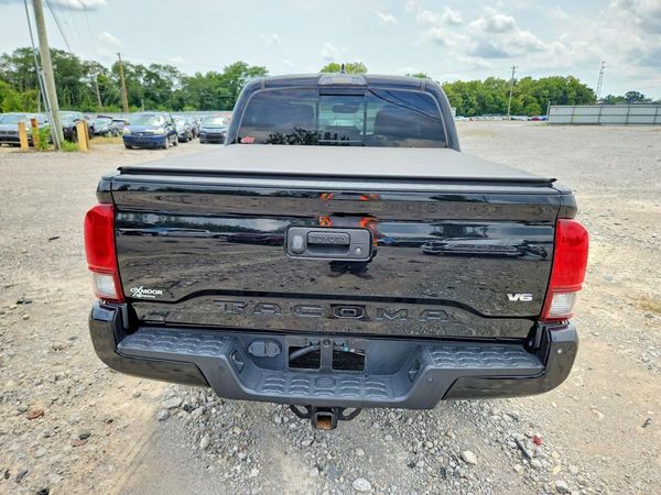 2019 TOYOTA TACOMA SR5