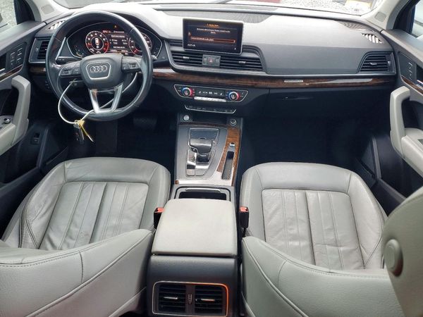 2018 AUDI Q5 quattro Premium Plus
