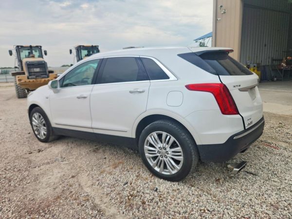 2017 CADILLAC XT5 Premium Luxury
