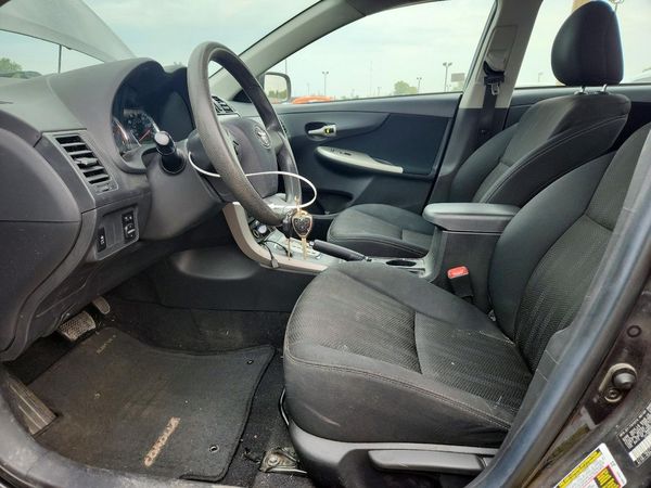 2012 TOYOTA COROLLA