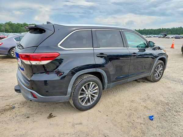 2019 TOYOTA HIGHLANDER SE/XLE