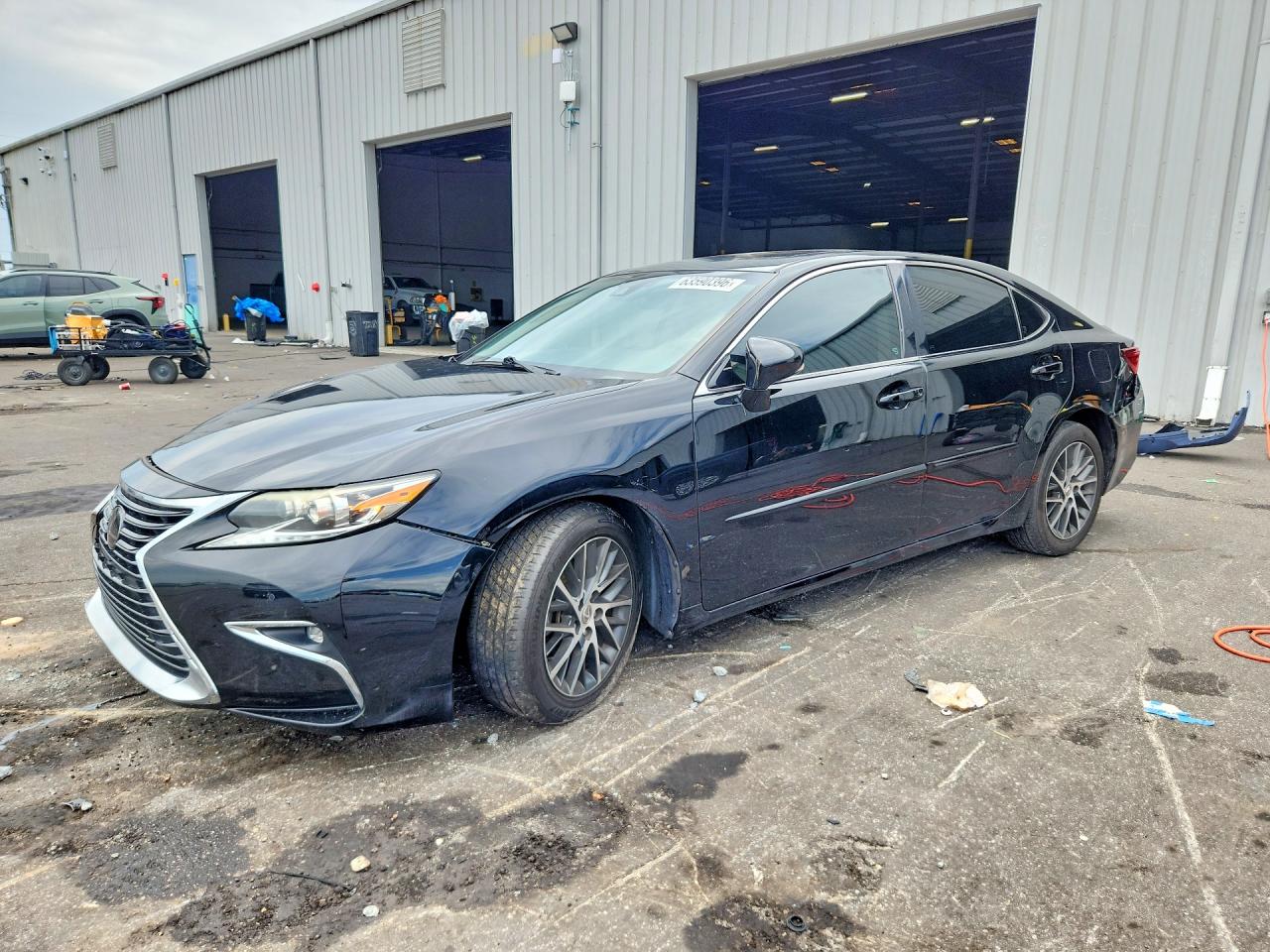 2016 LEXUS ES