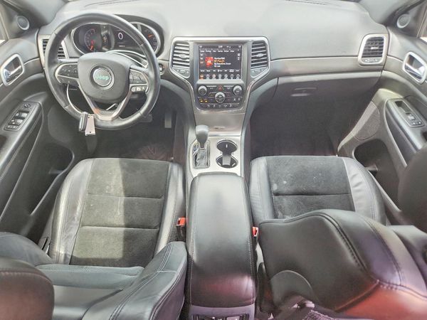 2018 JEEP GRAND CHEROKEE LAREDO 4X4