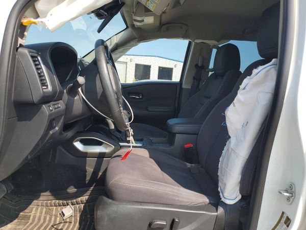 2024 NISSAN FRONTIER