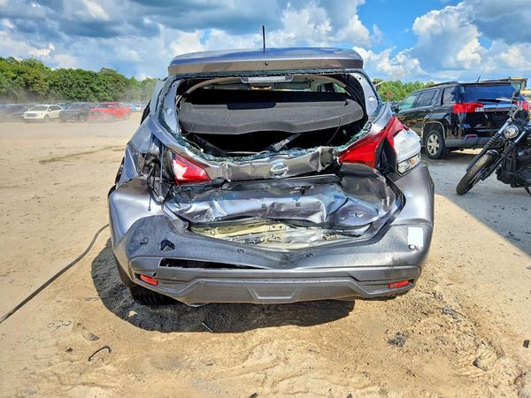 2020 NISSAN KICKS