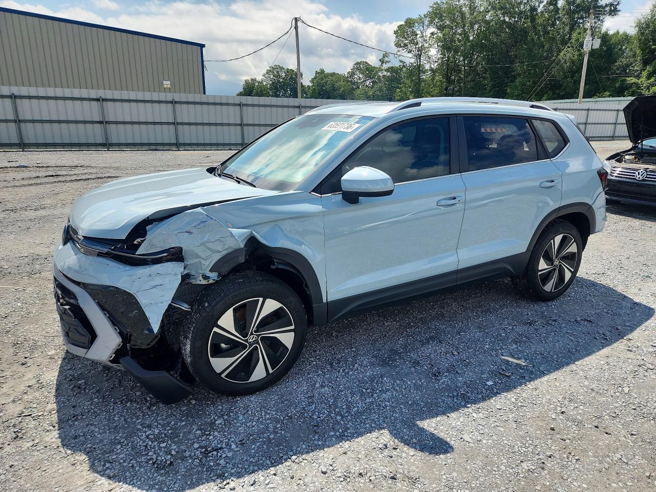 2025 VOLKSWAGEN TAOS 4Motion SE