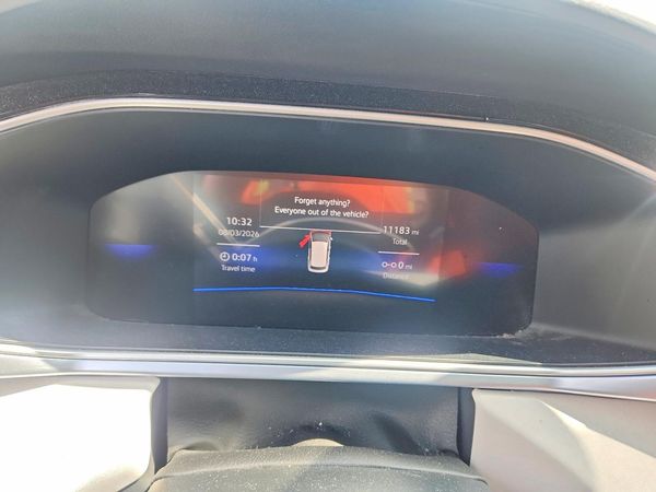 2025 VOLKSWAGEN TAOS 4Motion SE