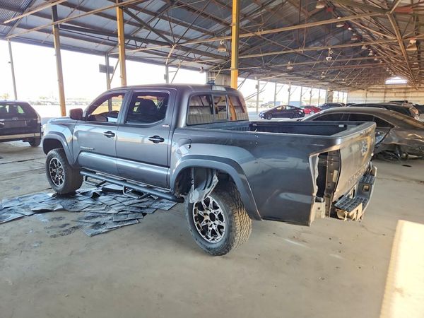 2017 TOYOTA TACOMA