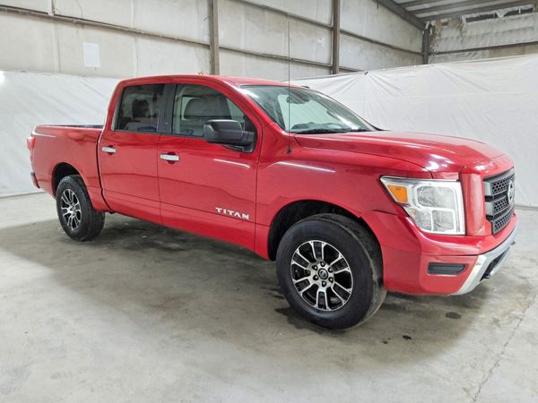 2021 NISSAN TITAN Crew Cab