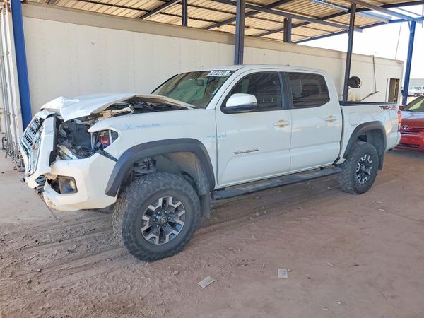 2017 TOYOTA TACOMA