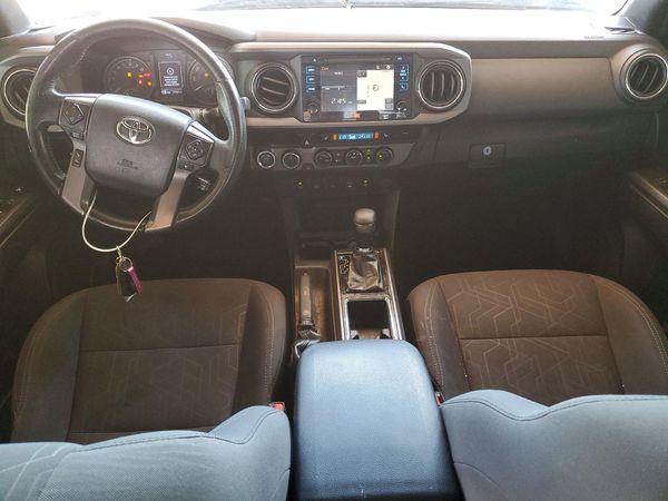 2017 TOYOTA TACOMA