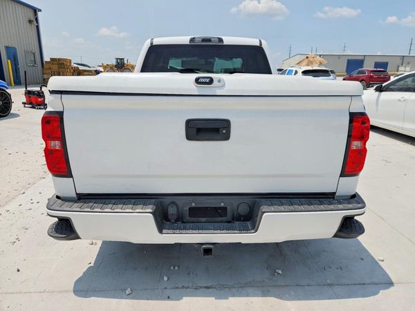 2018 CHEVROLET SILVERADO LT — DIRR