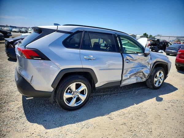 2020 TOYOTA RAV4