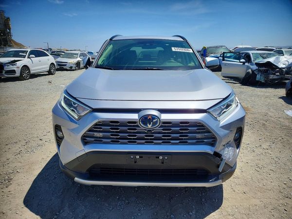 2020 TOYOTA RAV4