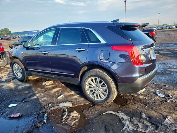 2018 CADILLAC XT5 Luxury
