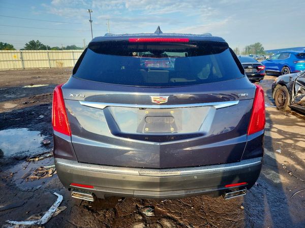 2018 CADILLAC XT5 Luxury