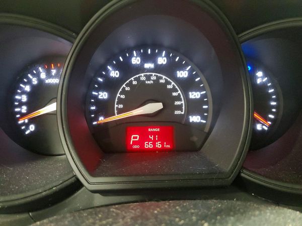 2013 KIA RIO 5-DOOR EX / SX