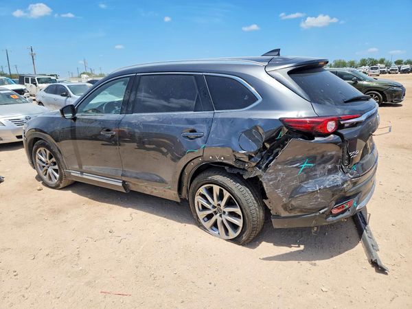 2018 MAZDA CX-9 Signature