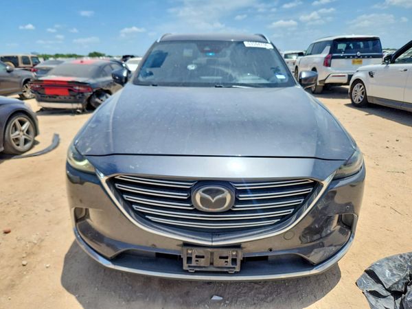 2018 MAZDA CX-9 Signature
