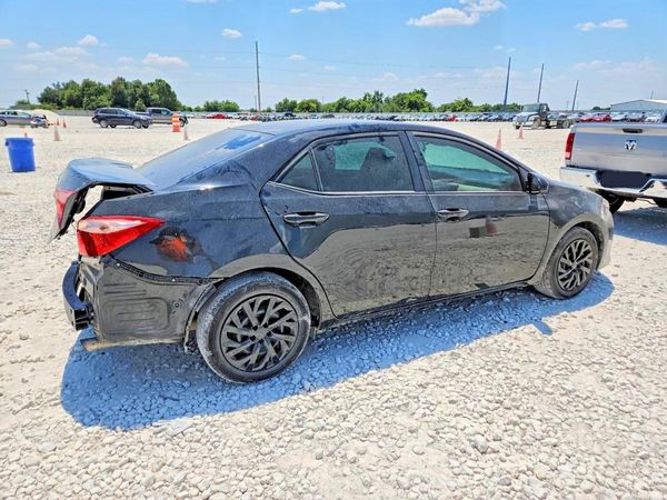 2018 TOYOTA COROLLA