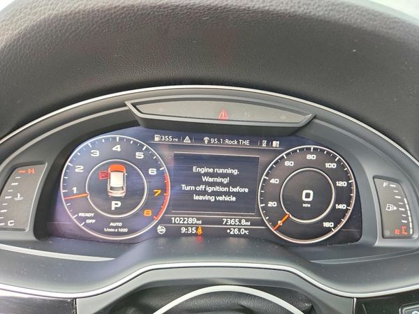 2017 AUDI Q7 quattro Premium Plus