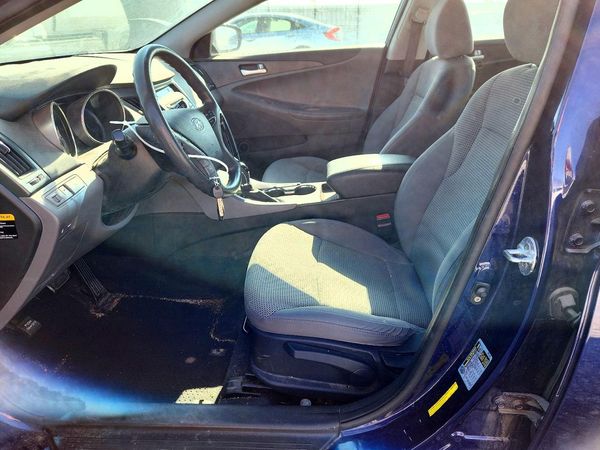 2012 HYUNDAI SONATA