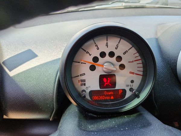 2012 MINI COOPER