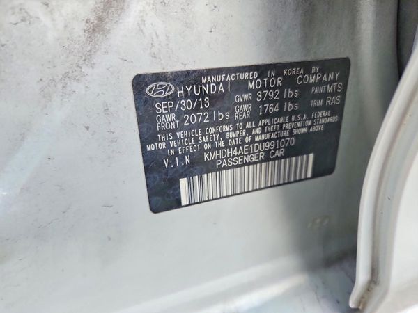 2013 HYUNDAI ELANTRA