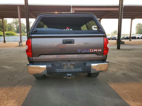 2016 TOYOTA TUNDRA SR/SR5