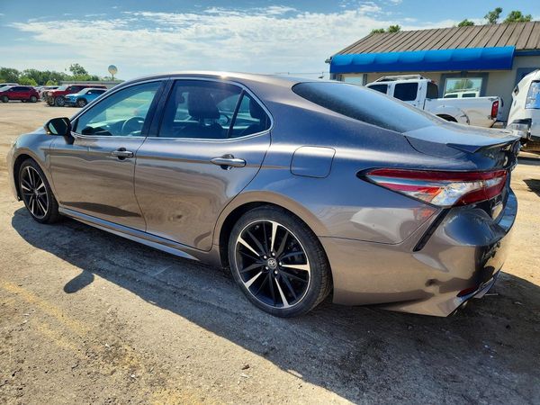2018 TOYOTA CAMRY XSE