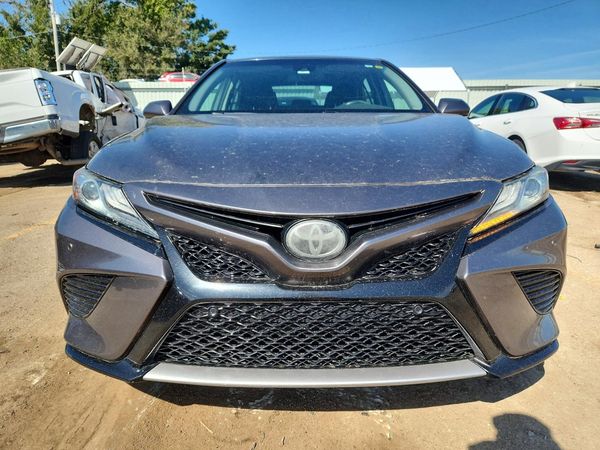 2018 TOYOTA CAMRY XSE